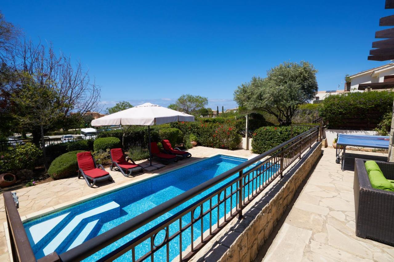 3 Bedroom Villa Madelini With Private Pool, Aphrodite Hills Resort Sakarya Dış mekan fotoğraf